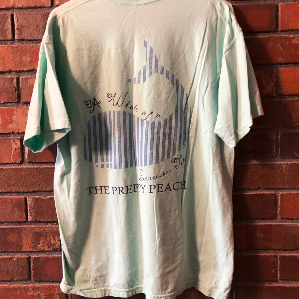 Preppy peach T-shirt